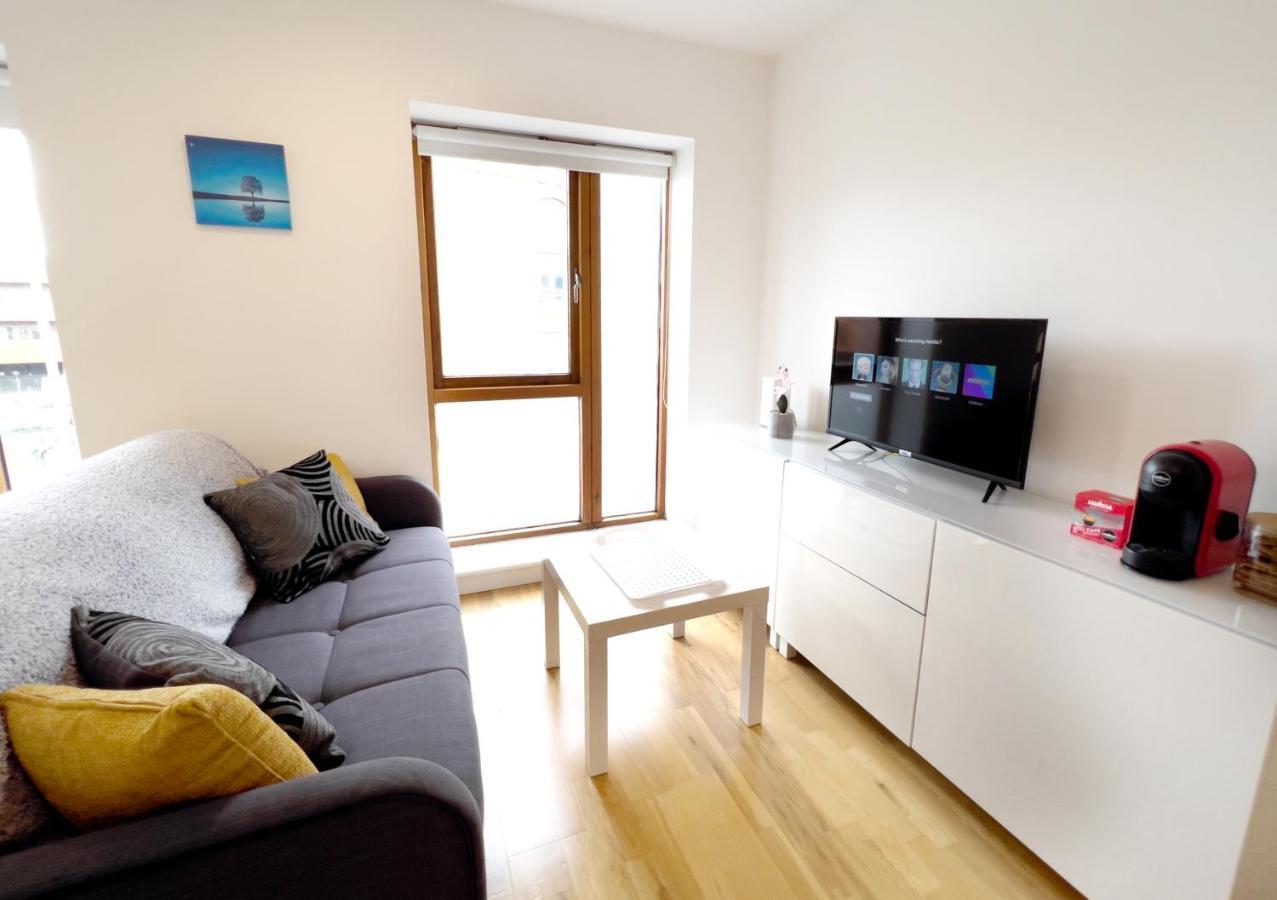 Lovely 1 Bedroom In South East Apartament