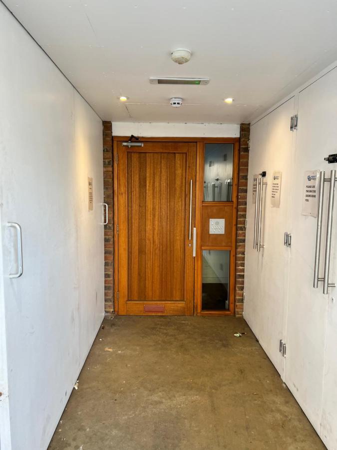 Apartament Lovely 1 Bedroom In South East