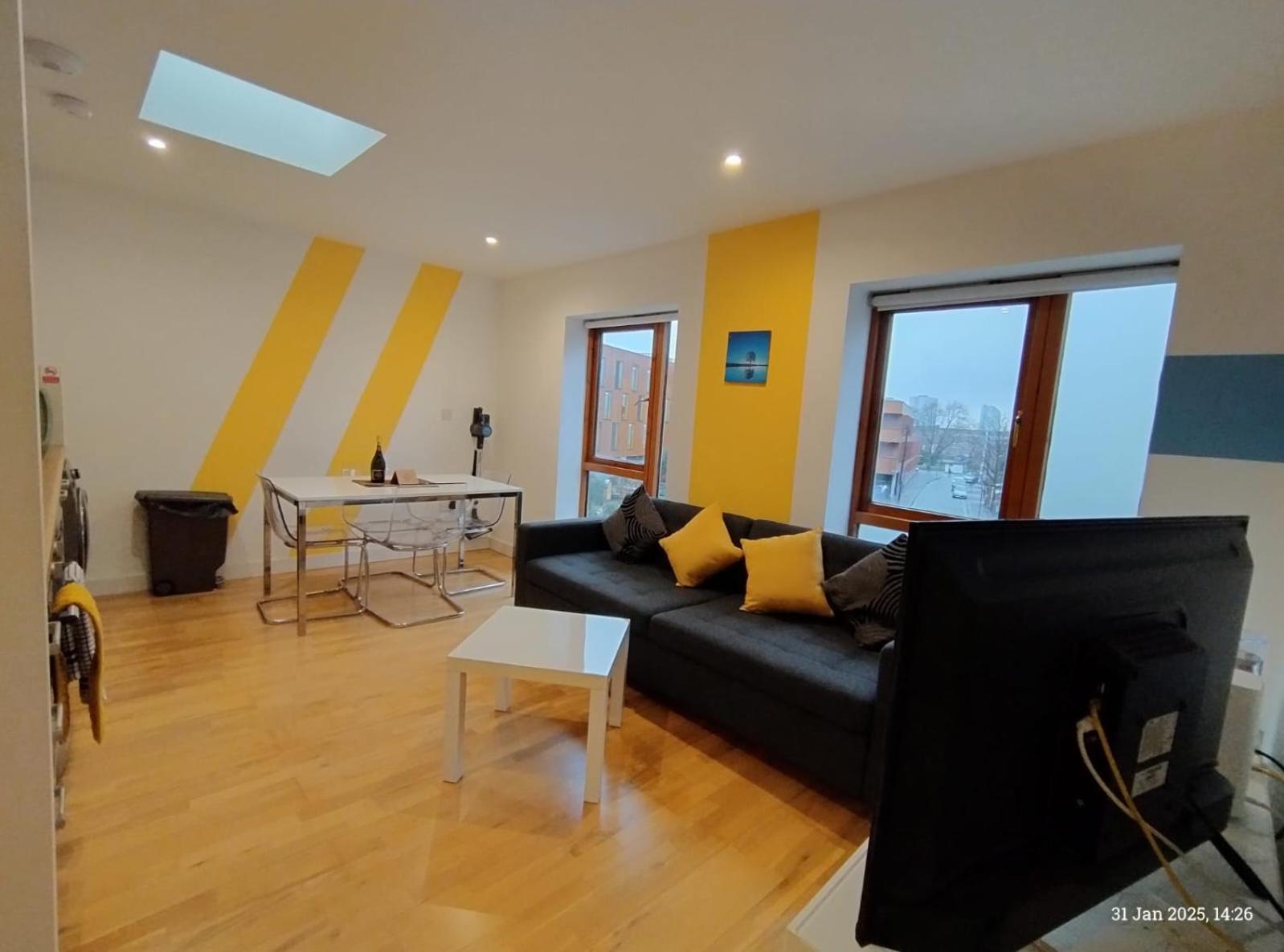 Lovely 1 Bedroom In South East Apartament Londra